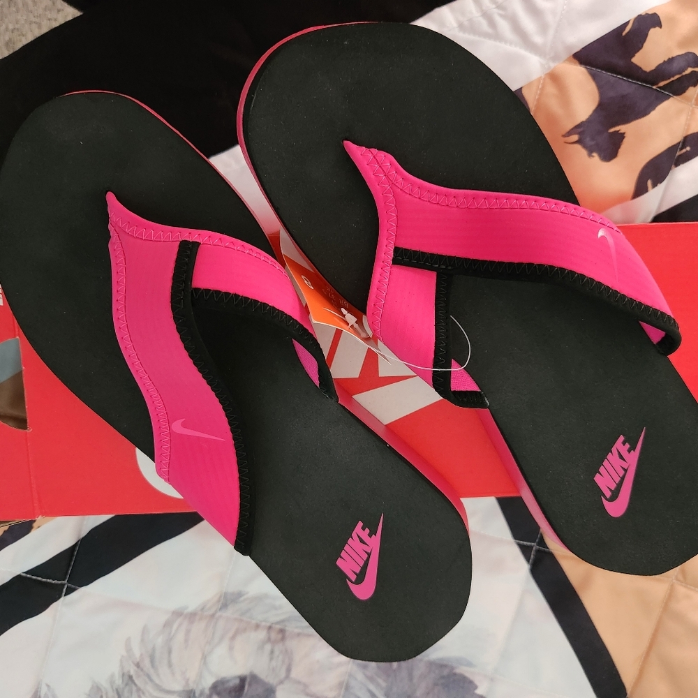 Nike Flip Flips Brand New with tags.